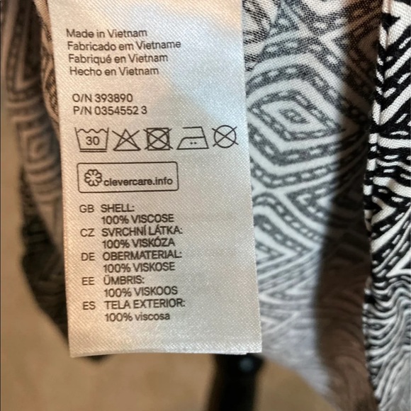 H&M geometric print dress - Picture 5 of 5